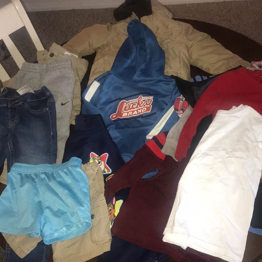 SOLD Boys lot of 3T